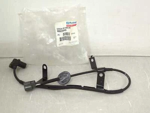 New OEM Mopar RH Rear ABS Speed Sensor 1995-1996 Eclipse Talon Sebring MB928940 - Picture 1 of 8