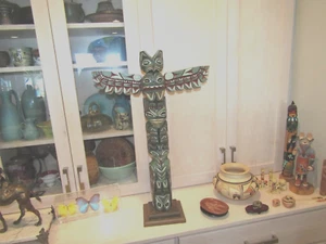 SUPER RARE Totem ,YE OLD CURIOSITY SHOP 25'' TALL 17'' WIDE SIGNED SAM WILLIAMS - Picture 1 of 20