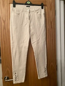 M&CO JEANS CROPPED ECRU, SIZE 12 PETITE - Picture 1 of 3