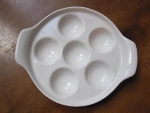 Esccargot Dishes, 6 hole white Ceramic 6.5 dia. set of 4 New in box - Picture 1 of 4