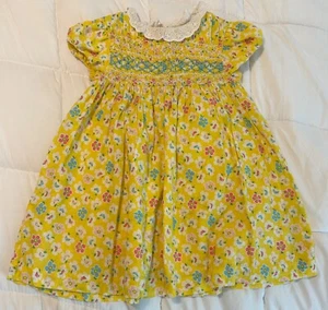 Mini Boden Smocked with Lace Collar  Pockets Dress EUC Girls Size 5-6 - Picture 1 of 3