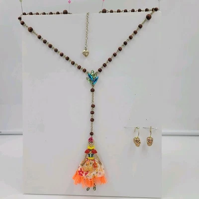Collar y Pendientes Betsey Johnson Calipso Caribe Esqueleto Rosario Madera Cuentas Foto 1 de 4
