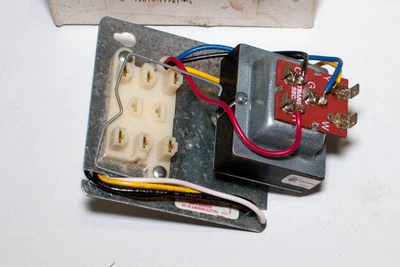 WHITE-RODGERS Weil McLain 510-312-166 Fan Control Transformer White Rodgers S84A-85 SEE DETAIL