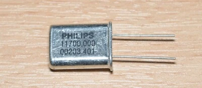 11.7 MHz Crystal Philips HC49/U - Image 1 of 2