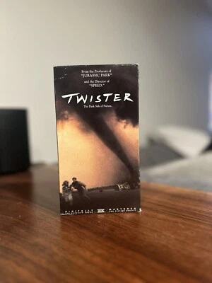 Twister VHS Cassette Tape 1996 Tornado Disaster Helen Hunt Bill Paxton Foto 1 de 3