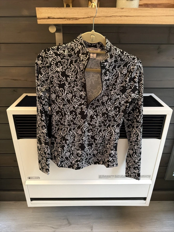 Camisa Tommy Bahama Everyday Active Malla Manga Larga, Blanco y Negro Mujer’s Xs Foto 1 de 4
