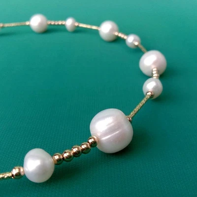 Collar gargantilla perlas enchapadas en oro blanco cultivadas de agua dulce Foto 1 de 4