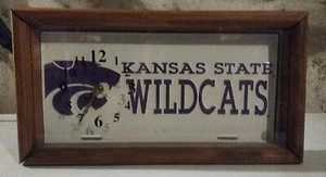 Vintage Kansas State WILDCATS Holzrahmen Nummernschild Uhr funktioniert Fußball Vintage - Bild 1 von 14