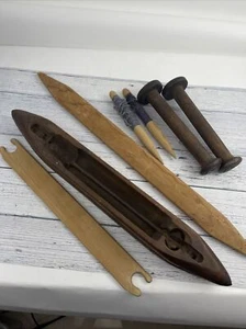 Vintage Lot Wood Bobbins Loom Weaving Shuttles Spool Parts - Picture 1 of 11