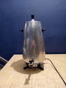 Percolador de café eléctrico Mirro Matic 15 - 35 tazas modelo # M-0476 con caja funciona  - Imagen 1 de 13