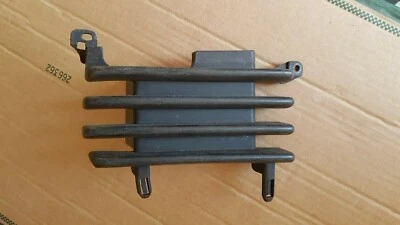 Mazda 323 F 323f Astina 1995-98 передняя левая сторона трассам для бампер нижняя решетка - Изображение 1 из 4