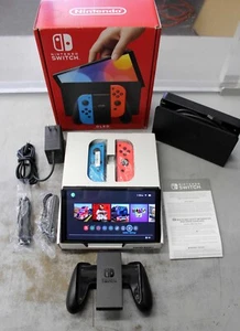 Nintendo Switch OLED HEG-001 64GB Bundle - Bild 1 von 6
