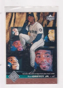 1997 Upper Deck # 175 Ken Griffey Jr. Nice Card - Picture 1 of 2