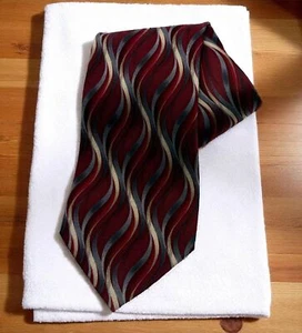 Puritan Mens Silk Neck Tie Wavy Flowing Stripes Burgundy Gray Stain Resistant - Picture 1 of 9