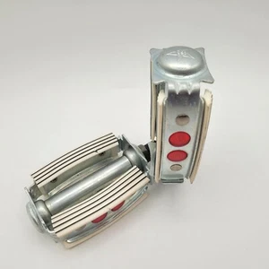 Vintage Retro Wald 60s Excel Bicycle Pedals 1/2" Axle White Black Stripe EUC - Picture 1 of 13