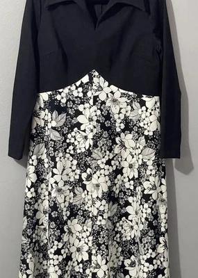 Vtg Womens Dress 60s 70s Gown Empire Waist Pointed Collar V-neck Formal Maxi Mod - Image 1 of 4