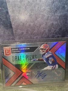 2018 Panini Elite Draft Picks #227 Duke Dawson AUTO RC Rookie Florida Gators - Foto 1 di 2