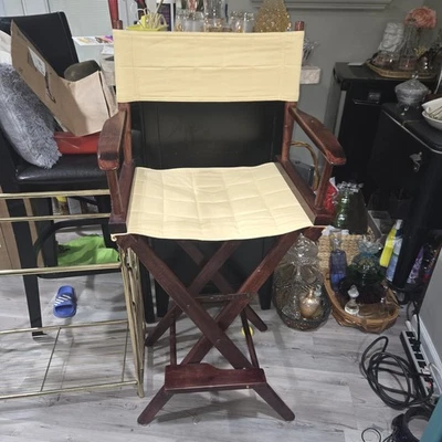 Silla de director plegable Pier One ALL marco de madera dura de lona amarilla Foto 1 de 4