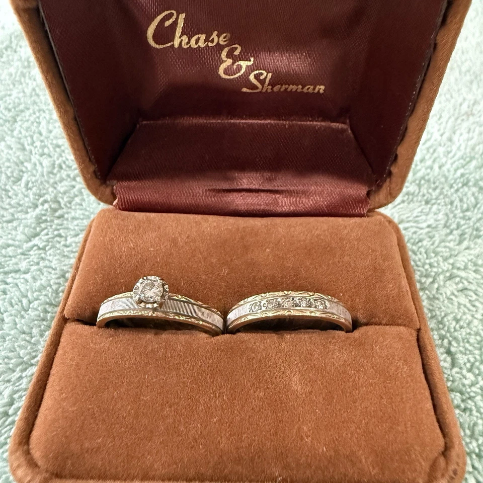 Vintage 14k White And Yellow Gold Ribbed Diamond Solitaire Wedding Set 5.7g Sz7 - Image 1 of 4