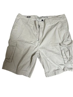 Nautica Mens Cargo Stretch Shorts Size 44WB light tan Excellent condition  - Image 1 of 4