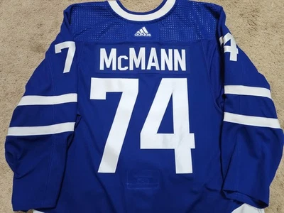 BOBBY MCMANN Rookie 23'24 Toronto Maple Leafs Photomatched Game Worn Jersey blue - Image 1 of 4