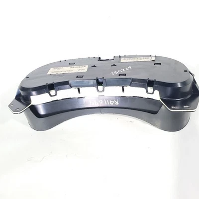 GMC Sierra 2500 2003 2004 velocímetro fabricante de equipos originales nueva reconstrucción Foto 1 de 4