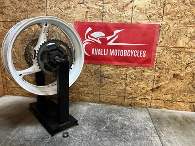 08 09 10 2008 2009 llanta trasera recta Suzuki GSXR GSX-R 600 750 Foto 1 de 4