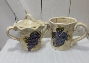 TableTops Unlimited "Cabernet" Sugar Bowl w/lid and Mug Hand Painted Grapes (3) - Foto 1 di 11