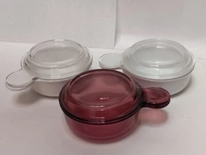 Vtg Pyrex corning ware white n cranberry Grab It Bowls, Lids, lot of 3 excellent - Picture 1 of 11