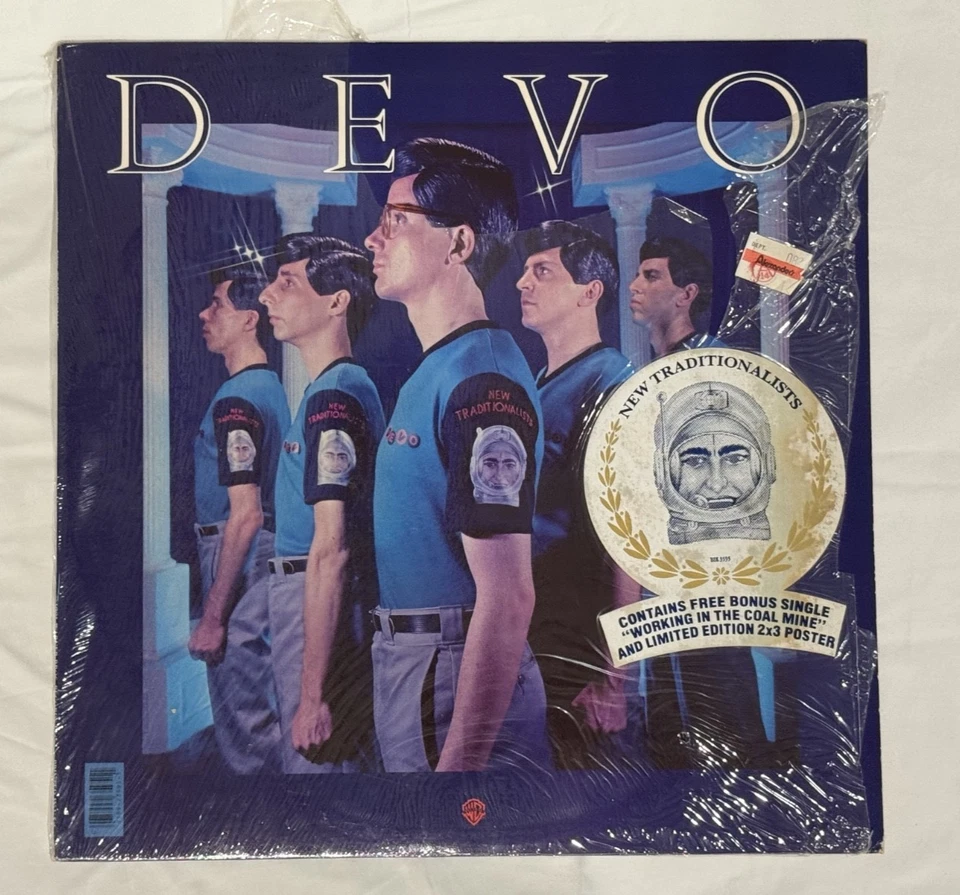 DEVO New Traditionalists LP 1981 ALBUM 3595 1st - VG + Poster & Bonus 45 Record - Image 1 of 4