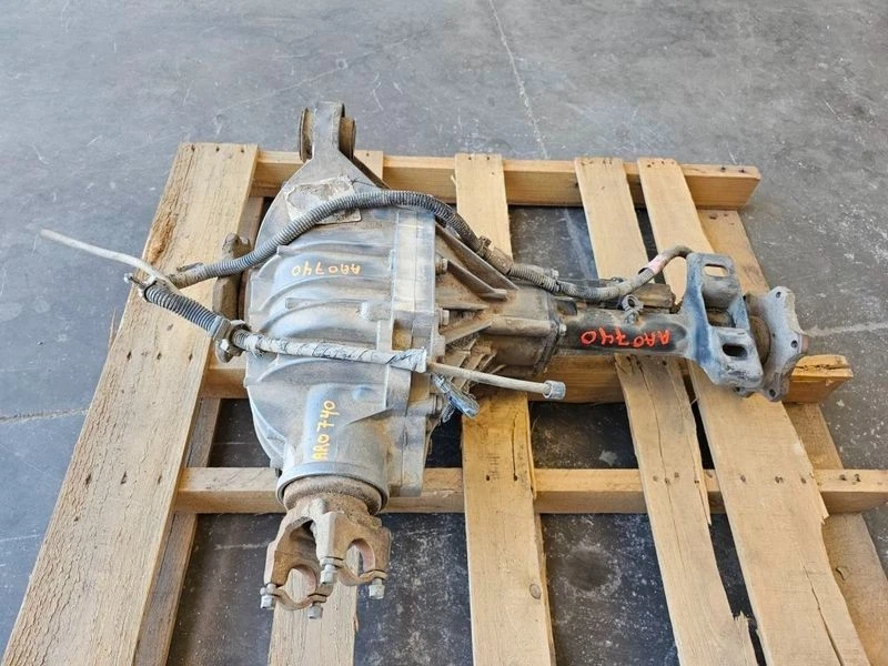 Chevy Silverado 2500 3500 1999-2010 eje delantero portador diferencial relación 3,73 Foto 1 de 4