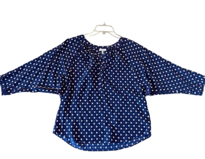 Joie silk dolman sleeve triangle print blouse size small - Image 1 of 4