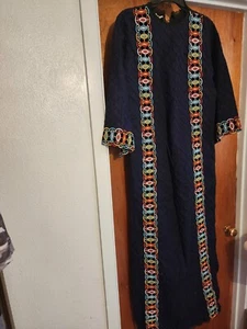 SELTEN Vintage blau bestickt Kaftan VERZIERT Kirchengewand Kleid Muumuu 60er 70er Jahre Kaftan - Bild 1 von 6