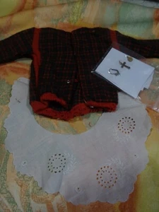 lot accessoires poupées vintage bella ,gégé ou autre=bavoir petits bijoux etc. - Photo 1/24