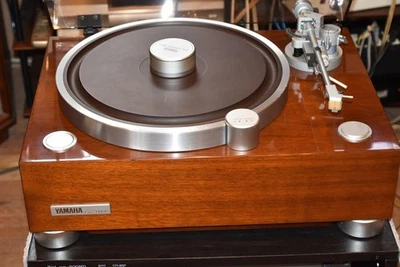 YAMAHA GT-2000X Direct Drive Analog Turntable 100V USED JAPAN nippon gakki audio - Image 1 of 4