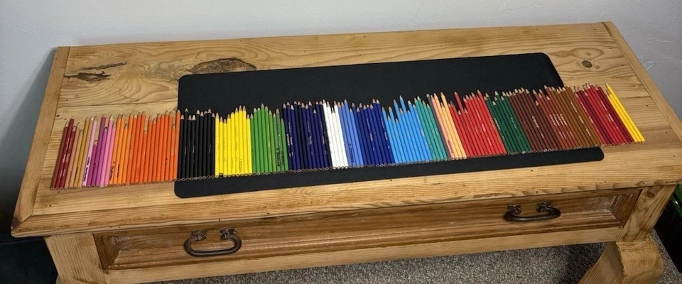 Lote a granel de lápices de colores Crayola vintage suministros de arte coloridos F72Q Foto 1 de 4