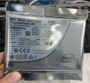 Unidad de estado sólido Intel DC S4500 serie 240 GB SSD 2,5 pulgadas SATA III SDSC2KB240G7 - Imagen 1 de 2