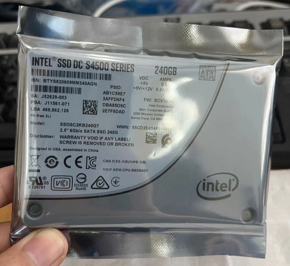 Intel SSD DC S4500 Series 240GB 2.5" 6Gb/s SATA SSD SSDSC2KB240G7 - Image 1 of 1