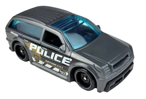 Hot Wheels 2024 Batman 5-Pack • Boom Box • Gray Gotham Police SUV - Picture 1 of 3