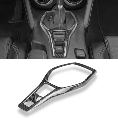 Cubierta del panel de cambio de marchas de fibra de carbono real para Chevrolet Camaro 2016-2021  Foto 1 de 4