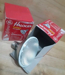 2CT: GE 75W TRACK LIGHT INDOOR DIRECTIONAL Short Neck 1030lum CRISP WHITE PAR30 - Picture 1 of 3