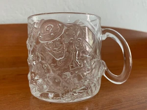 1995 McDonalds Batman Forever The Riddler 8 oz Etched 3-D Glass Mug - Picture 1 of 3