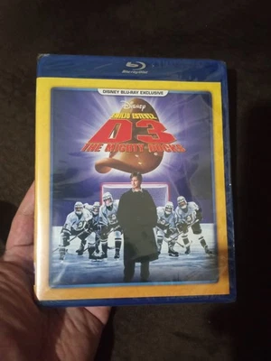 D3 The Mighty Ducks Blu Ray Rare OOP!!  - Image 1 of 4
