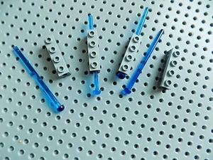 LEGO minifig weapon 4 Spring Shooters and 4 8L Darts 15301 15303 pick your color - Picture 1 of 6