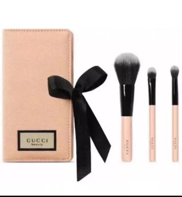 全新 GUCCI 美容旅行刷 3 件套 化妆包 全新! 正品! — 第 1/4 张图片