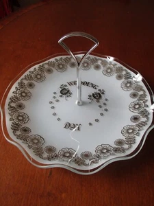 Fiesta Vintage Fluted Wedding Day Cake Plate - Clear Glass, Silver Decoration - Picture 1 of 5