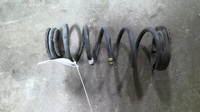 Muelle helicoidal trasero usado se adapta a: Fiat 500 2017 trasero 4 puertas grado A Foto 1 de 4