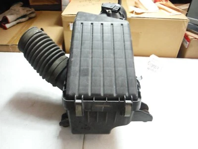 2007 Honda Element SC Air Intake Filter Housing Box Assembly OEM 2007-2011 - Image 1 of 4