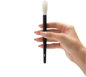 Cepillo iluminador colorete largo Wayne Goss The First Edition F5 nuevo en embalaje - Imagen 1 de 6