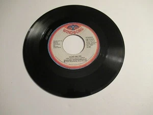 Maxine Nightingale: Lead Me On / Love Me Like You Mean It / 45 Rpm 1979 VG+ - Imagen 1 de 2